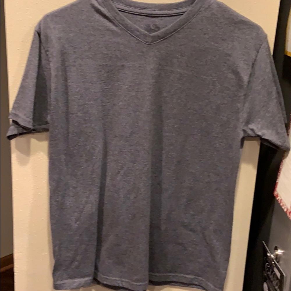 Grey fruit of the loom t-shirt